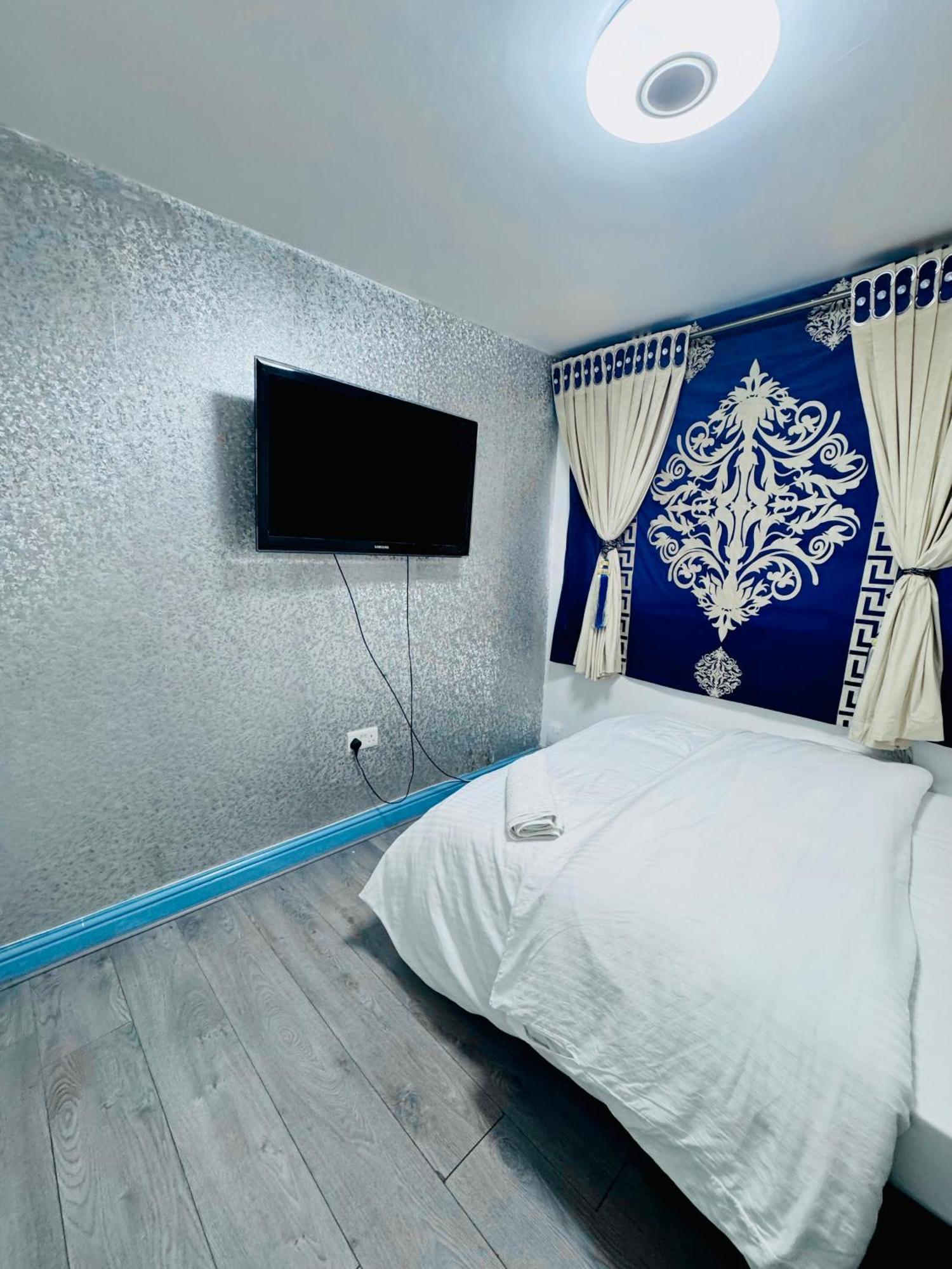 Unique Private Rooms Bolton Dış mekan fotoğraf